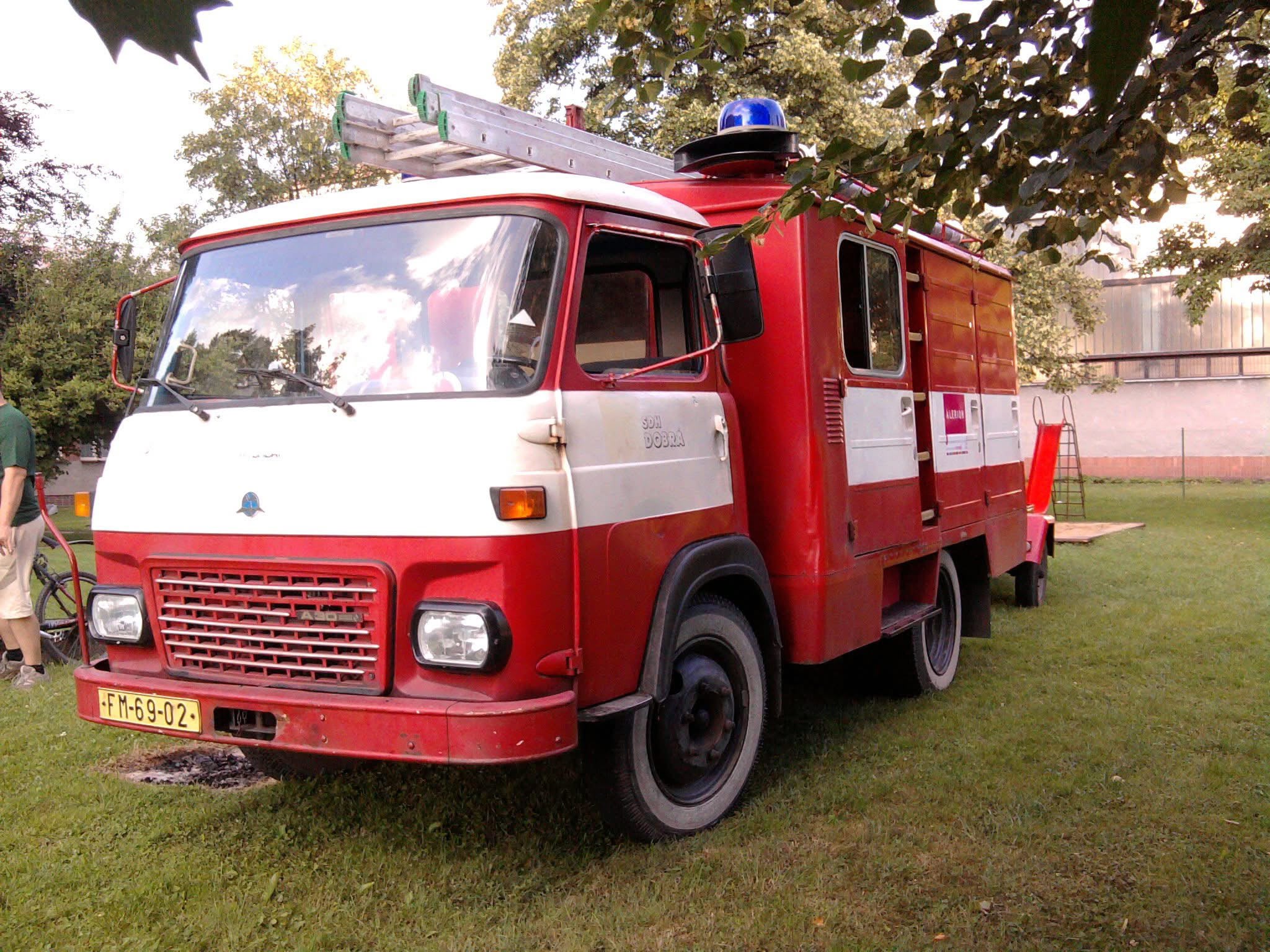Avia A30